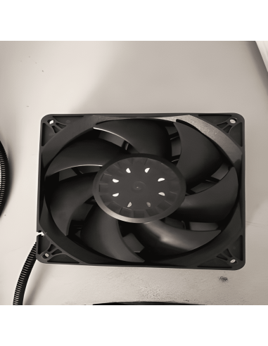 ventilateur du condenseur