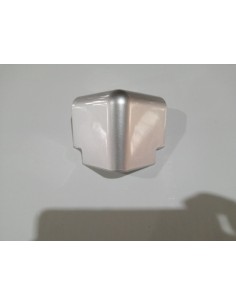 Protector interno inferior izquierdo de la placa...