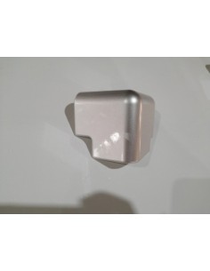 Protector de la izquierda exterior del marco de la puerta...